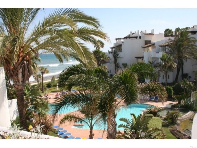 PENTHOUSE FOR SALE IN PUERTO BANUS - 2