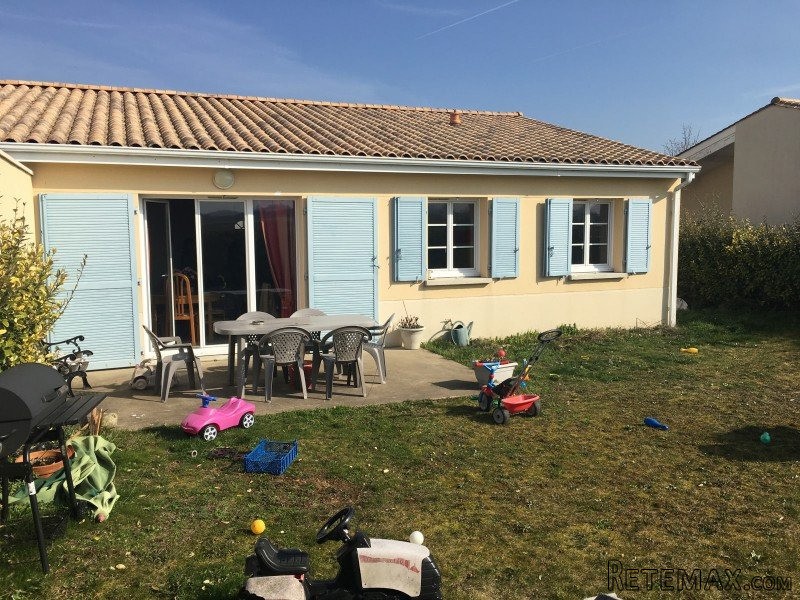 Villa For Sale With Swimming Pool And.. - 2