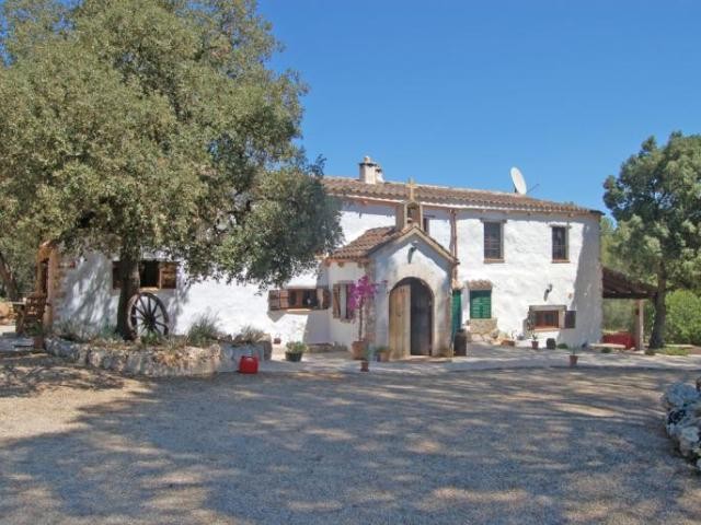 Authentic country home with high..