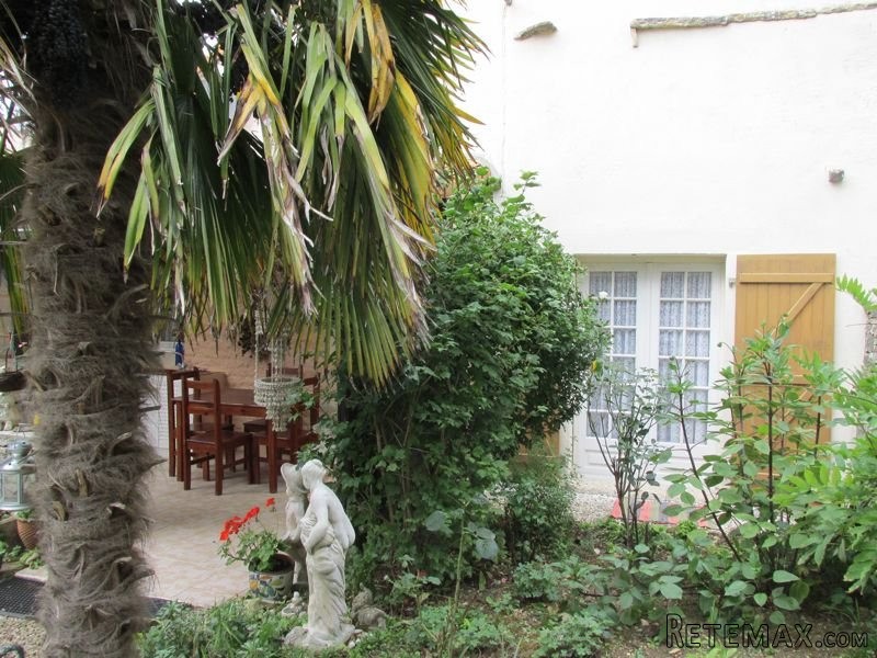 3 Bed Stone House, Barn And Garden - 2