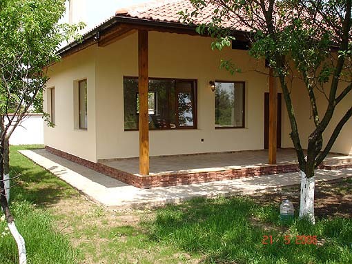 New villa, situated in lovely village 5.. - 2