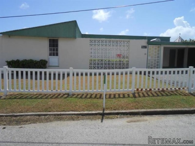 3 bedroom Property For Sale: Crane..