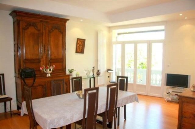 3 bedroom Flat For Sale: 03200 VICHY - 2