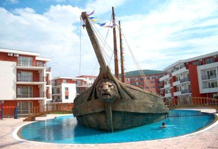 Apartment in Saint Vlas - 2