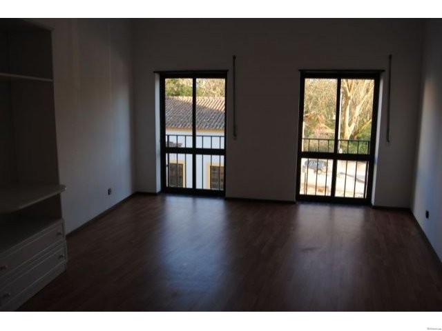 1575 - Two apartments T2 - in front of.. - 2