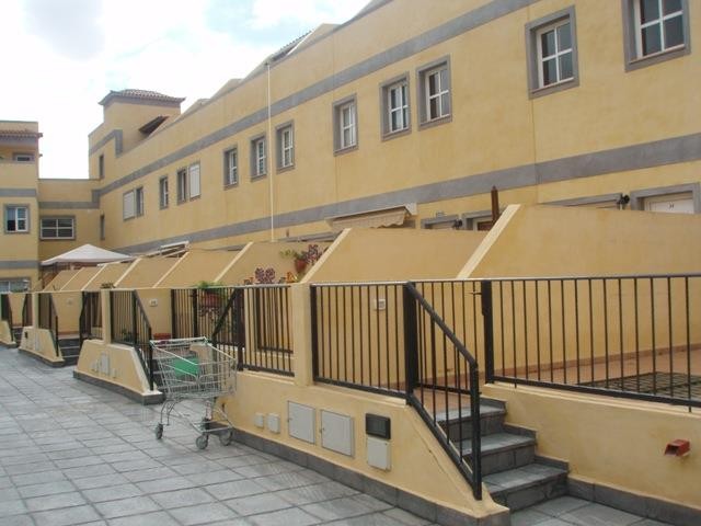 Apartment For Sale in Valle De San..