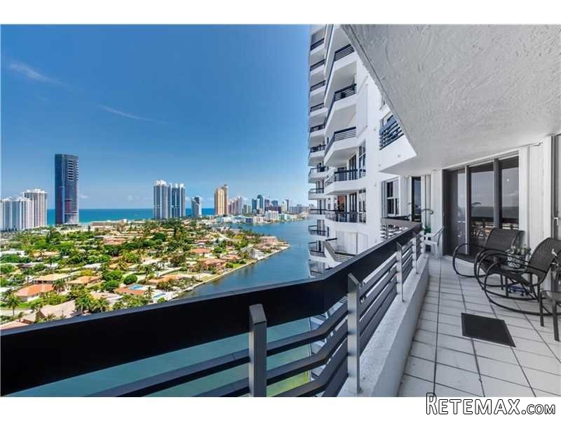 3 bedroom Flat For Sale: 19195 Mystic.. - 2