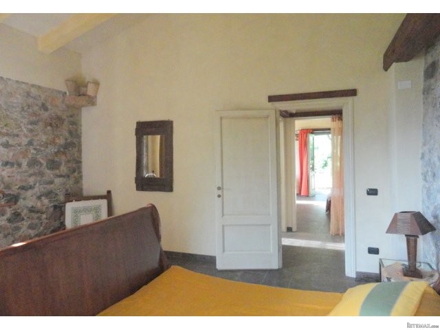 Country/farmhouse - For Sale - North of..