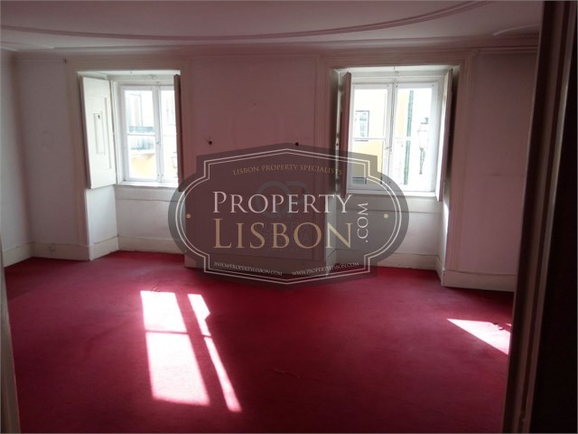T3 Lisbon Apartment for Sale..