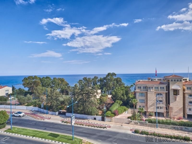 3 Bedrooms - Apartment - Limassol - For..