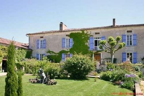 Riberac / Dordogne. Equestrian estate.. - 2