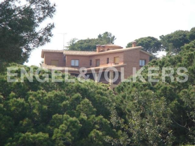 Splendid house with views, Costa..