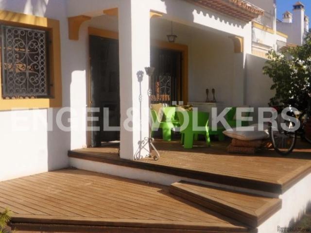 REDUCED- SEMIDETACHED IN A QUIET AND.. - 2