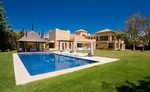 5 Bedrooms - Villa - Malaga - For Sale