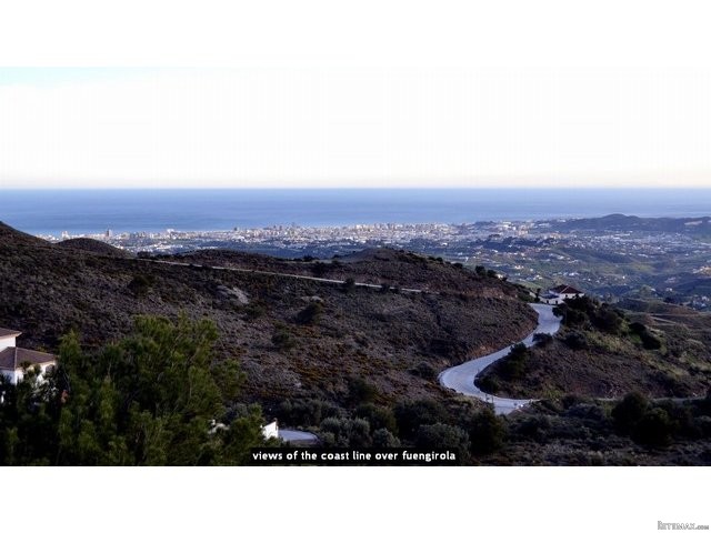 Villa for sale in Valtocado, Mijas..
