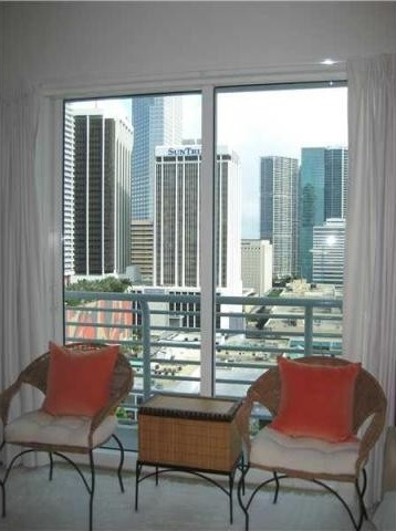 1 bedroom Flat For Sale: Miami 33132 - 2