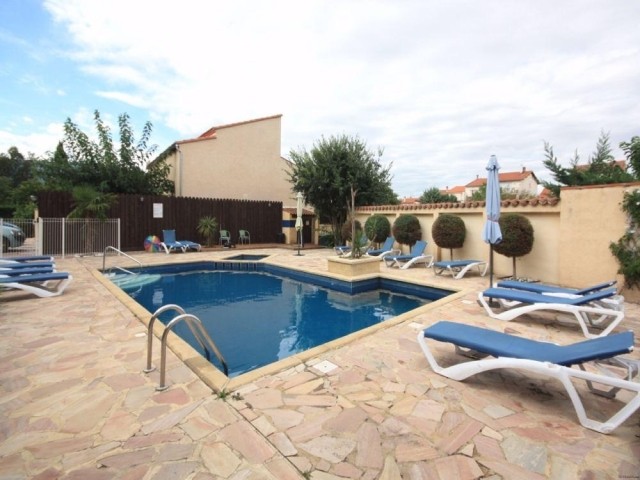 3 Bed Apartment In Residence With..
