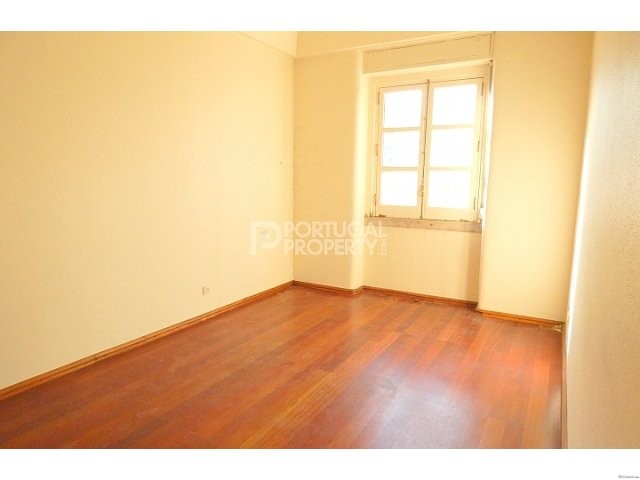 Apartment in Center of Lisbon - 2