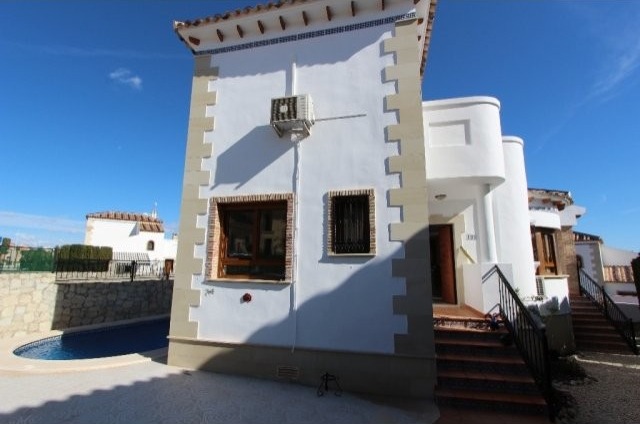 BEAUTIFUL DETACHED VILLA