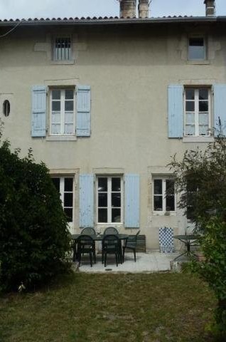 6 bedroom Town House For Sale: 79000.. - 2