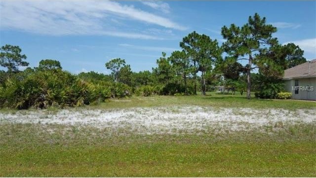 Land For Sale: 78 Pinehurst Pl, Rotonda..