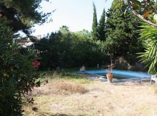 Land for sale in La Carolina, Marbella..