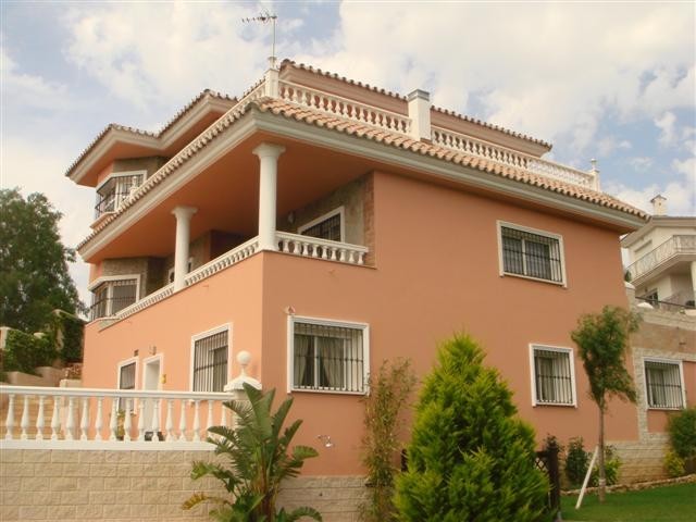 Villa - A MAGNIFICENT INVESTMENT..