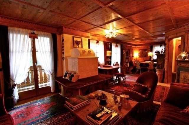 4 bedroom Apartment For Sale: Strada.. - 2