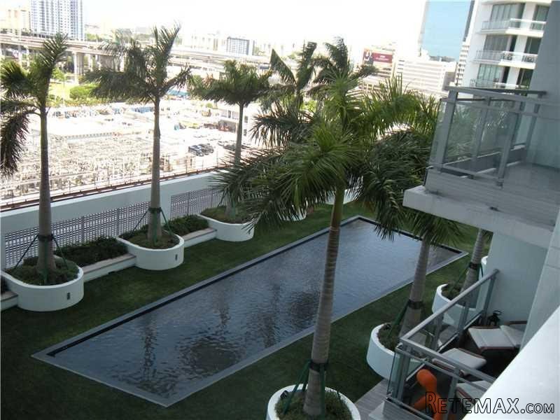 1 bedroom Flat For Sale: 92 SW 3 St #.. - 2
