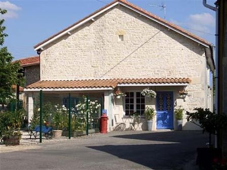 Renovated 3 bed watermill with over a.. - 2
