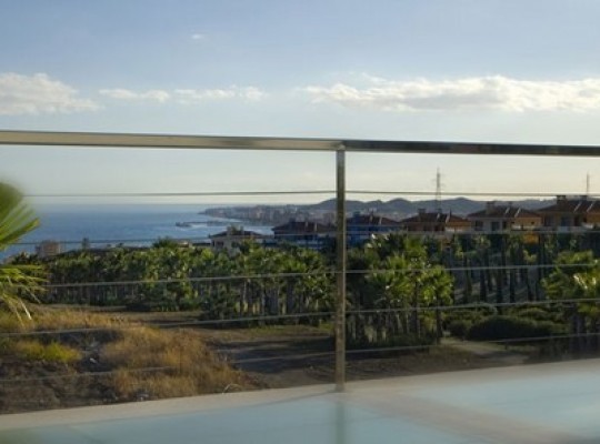 Villa for sale in Benalmadena Costa..