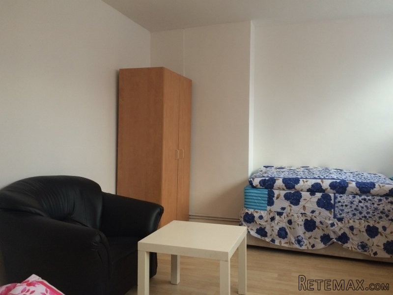 Room share for men, Zone 2, Blackwall