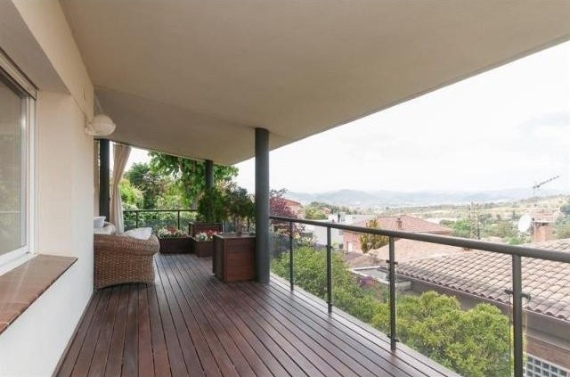 5 bedroom Detached House For Sale:.. - 2