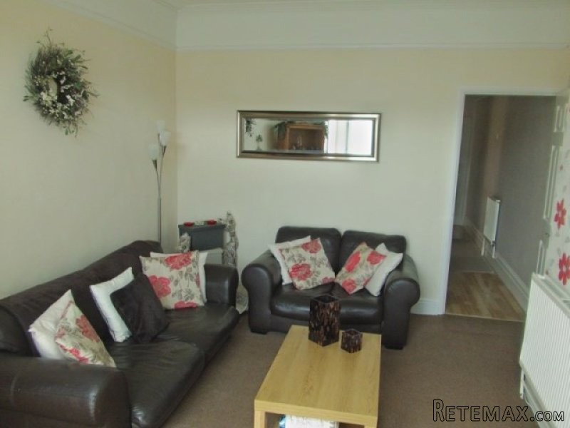 2 bedroom flat in SHEERNESS - 2