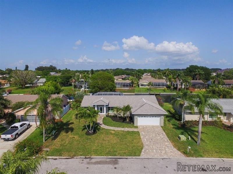 3 bedroom House For Sale: 4907 Mangrove..