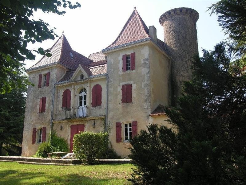 Wonderful Chateau In Delightful 3..
