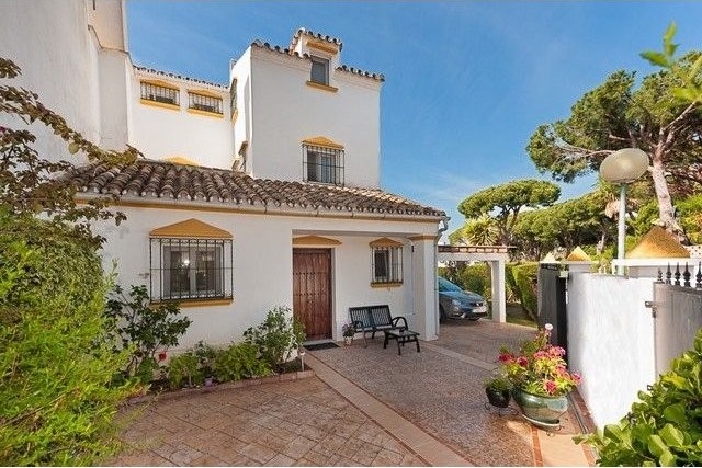 Town House - Enjoying a peaceful..