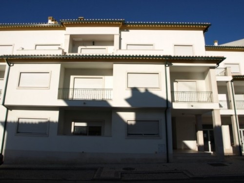 3 bedroom apartment Avelar Ansiao