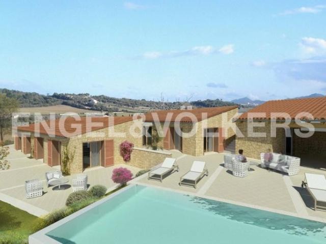 Large plot of land with building project