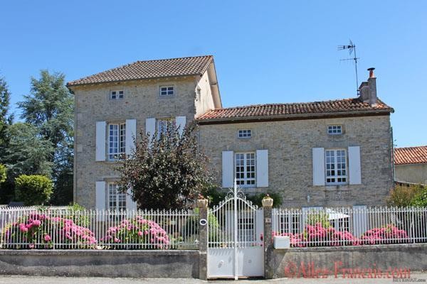 Vouleme (86) For sale - Stunning 4..