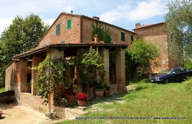 Rustic / Farmhouse / Court for sale in..