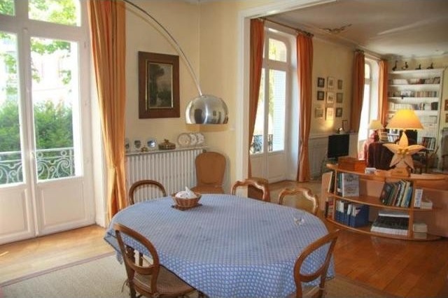 6 bedroom House For Sale: 03200 VICHY - 2