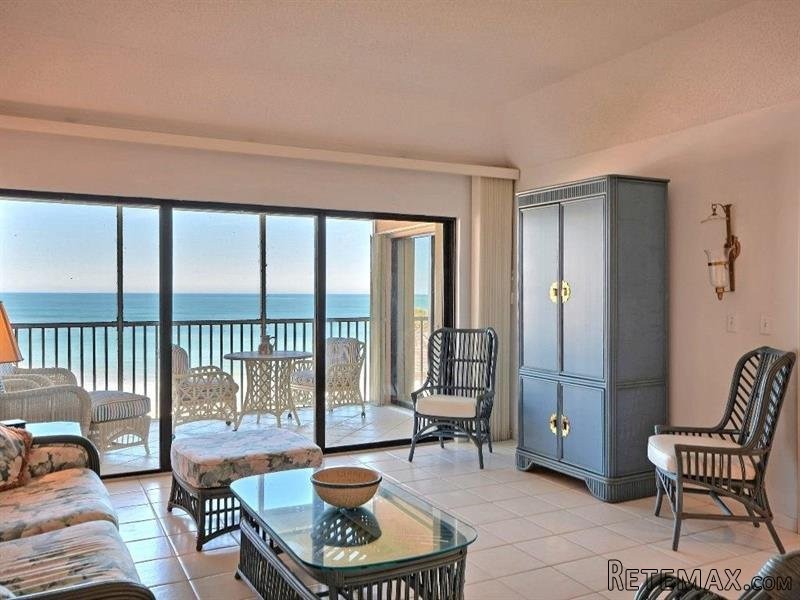 2 bedroom Flat For Sale: 8840 S Sea.. - 2