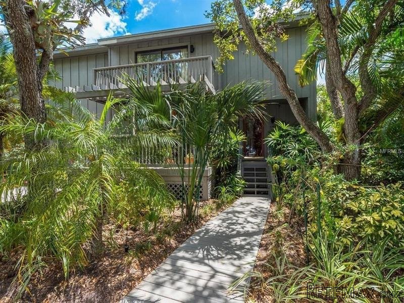 3 bedroom Town House For Sale: 1380..