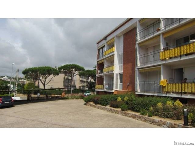 APARTMENT IN CANADELL AREA, IN CALELLA..