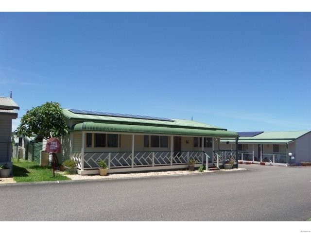 POPULAR 3 BEDROOM HOME - CORNER..