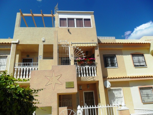2 bedroom apartment in La Florida for..