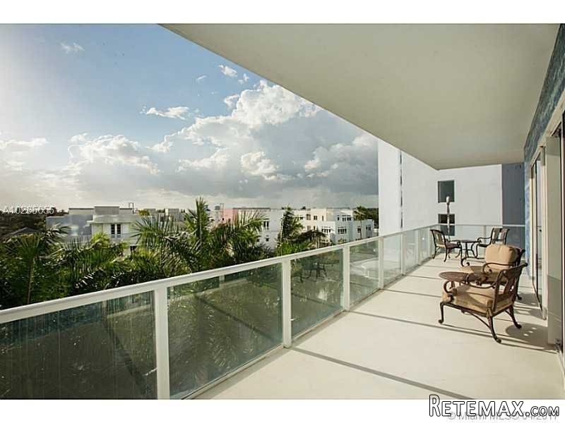 3 bedroom Flat For Sale: 6103 AQUA AV #..