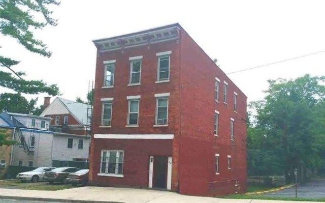 6 bedroom Multi-family For Sale:..