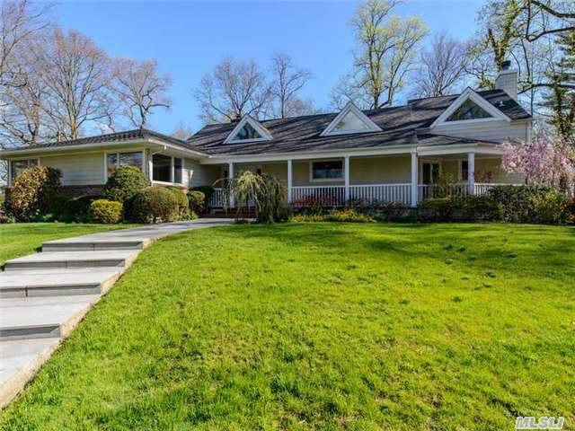 4 The Balsams Roslyn Estates, NY 11576 - 2
